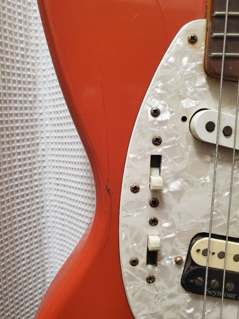 ジャグスタング　カートコバーンモデル