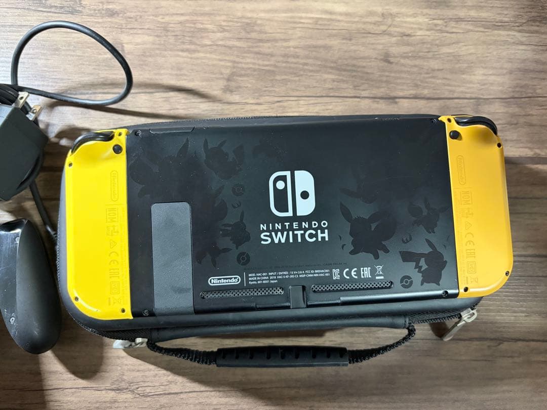 Nintendo Switch ピカチュウ イーブイデザイン 本体