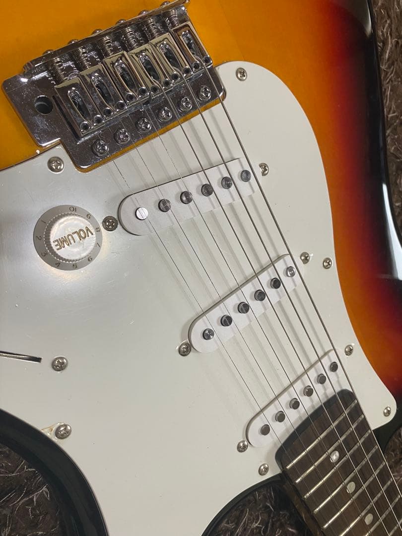 フェルナンデス　エレキギター