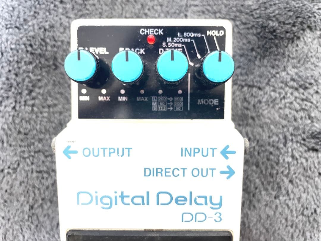// BOSS デジタルディレイ DD-3 Delay Pedal //
