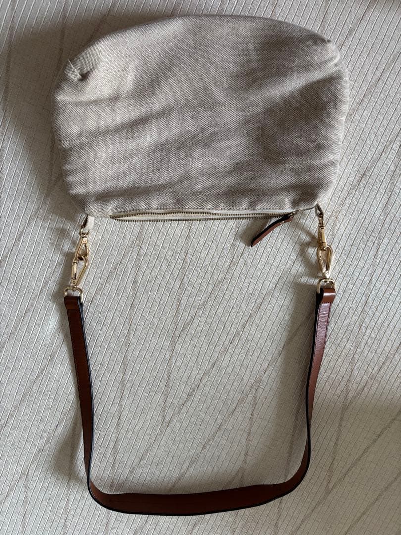 Chloe アイボリー キャンバス ショルダーバック　マザーズバック