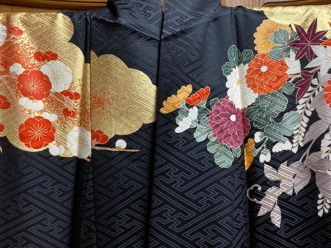 振袖　帯　正絹【匿名配送・宅急便送料無料】30～40年前の　着物　出品№22