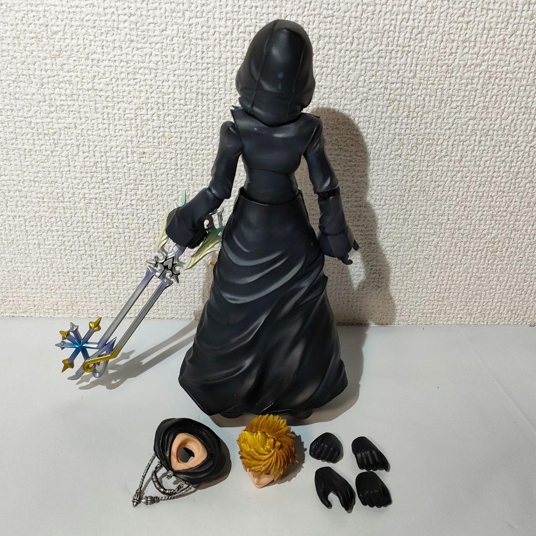 ☆　PLAY ARTS改　プレイアーツ改　キングダムハーツフィギュア　ロクサス