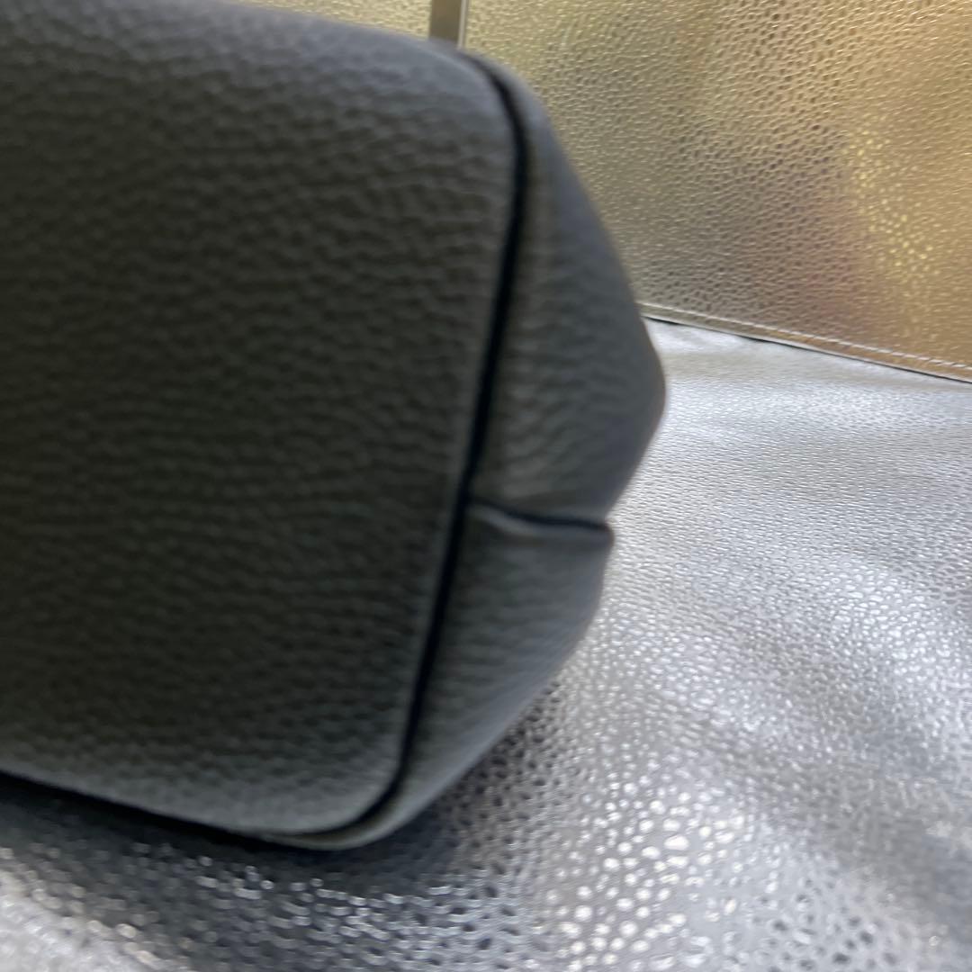 HushTug（ハッシュタグ）の巾着レザーバッグ超美品