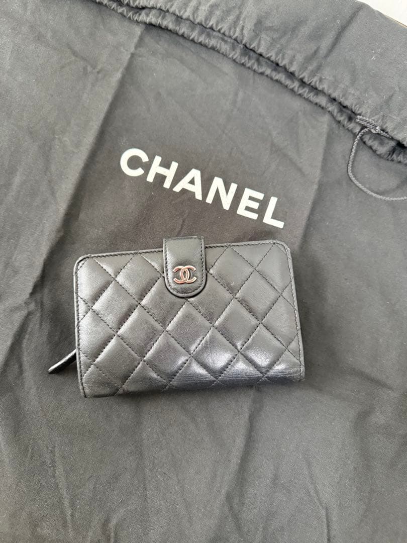 【CHANEL】キルティング ブラック 二つ折り財布