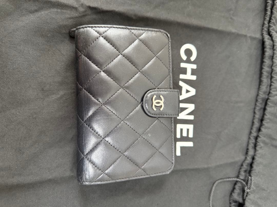 【CHANEL】キルティング ブラック 二つ折り財布