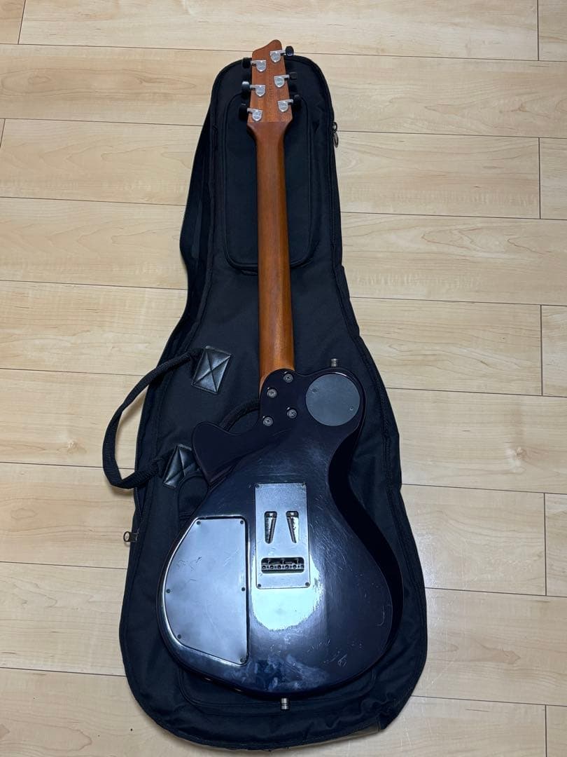 Godin LGXT エレキギター ブルー ギグバッグ付き ピエゾ出音不良あり。