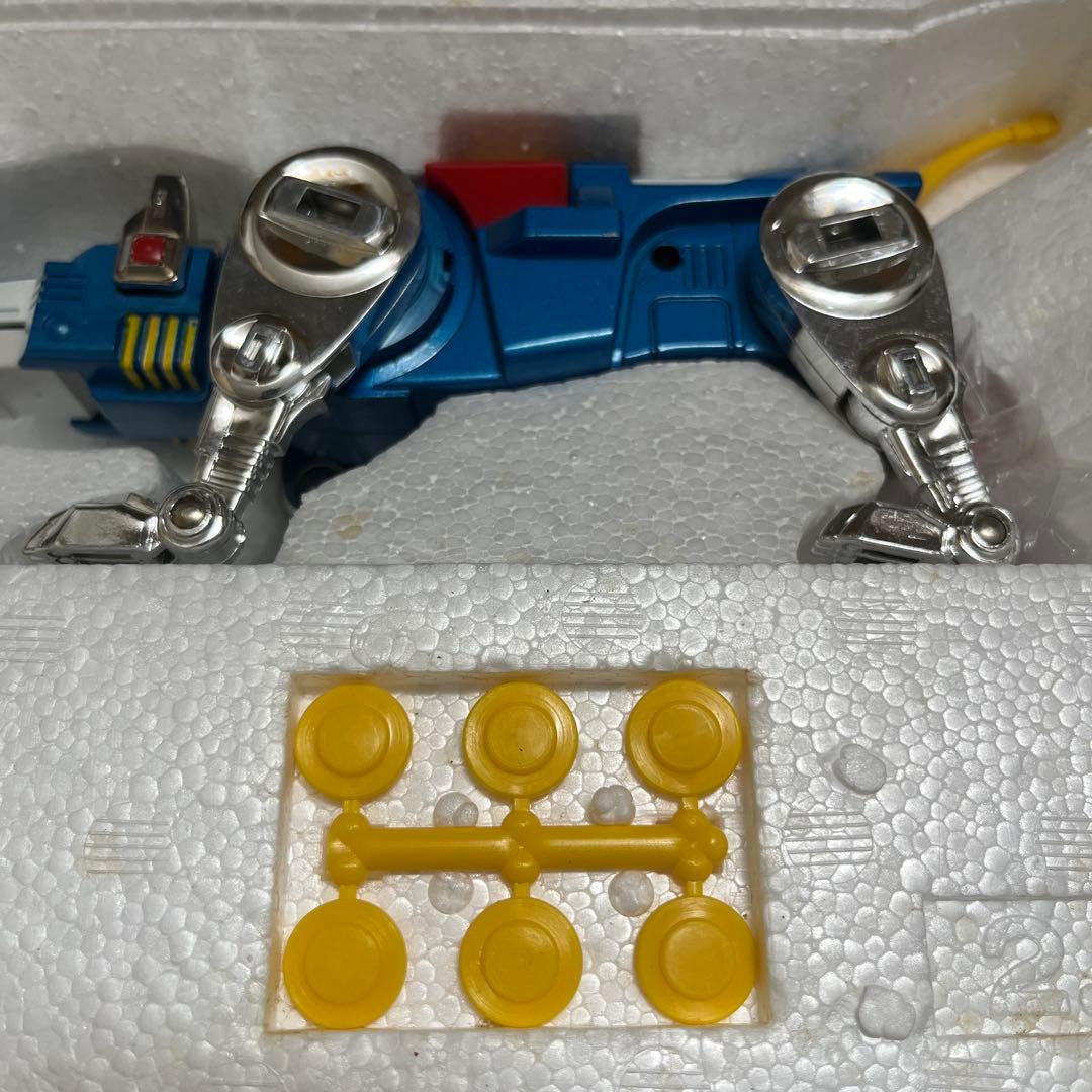 ⚠️未使用　百獣王　ゴライオン　レッドライオン　ブルーライオン　未来獣合体　ポピー