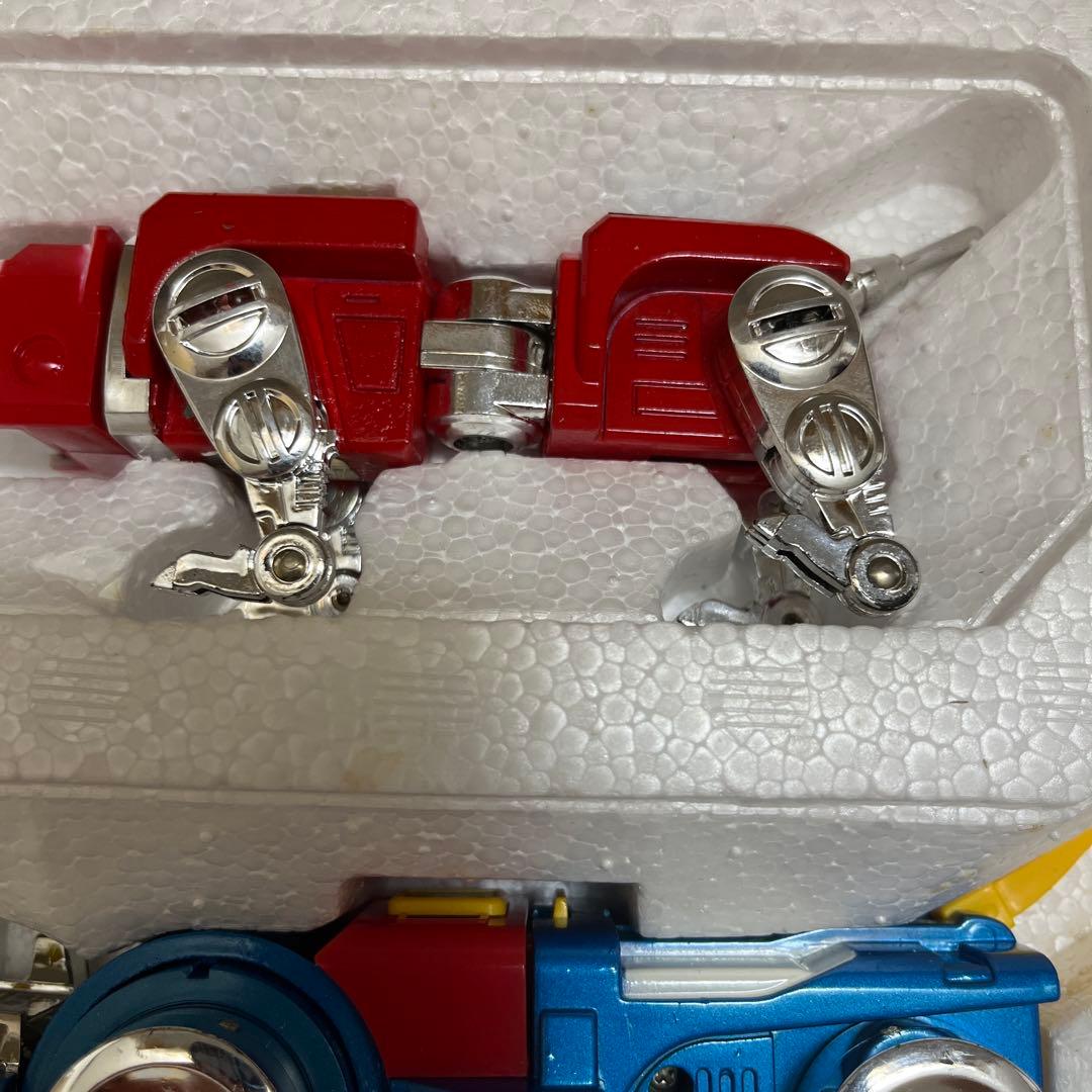 ⚠️未使用　百獣王　ゴライオン　レッドライオン　ブルーライオン　未来獣合体　ポピー