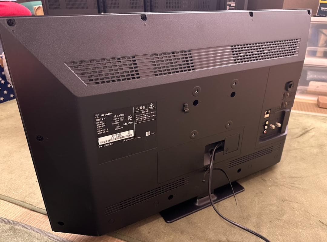 SHARP シャープ　32型　テレビ 2T-C32DE 2024年製　未使用近い
