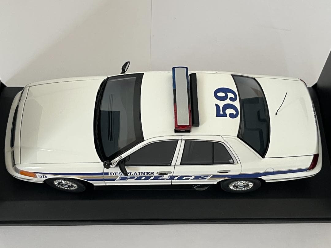 オートアート 1/18 72701 フォード クラウンビクトリア LAPD 箱付