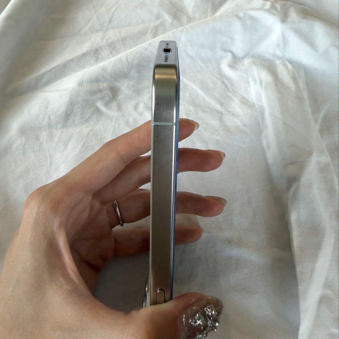 【 美品 】iPhone15pro 256GB ホワイトチタニウム