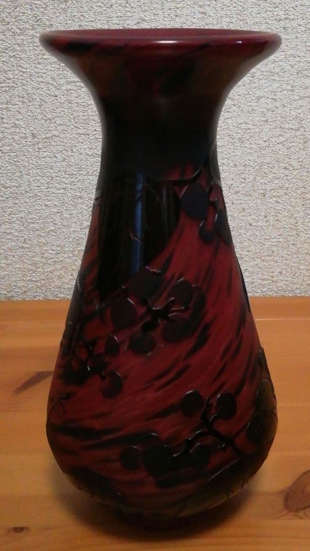 大川恵司作　彫刻　硝子　花図　花入　共箱　栞付　花瓶