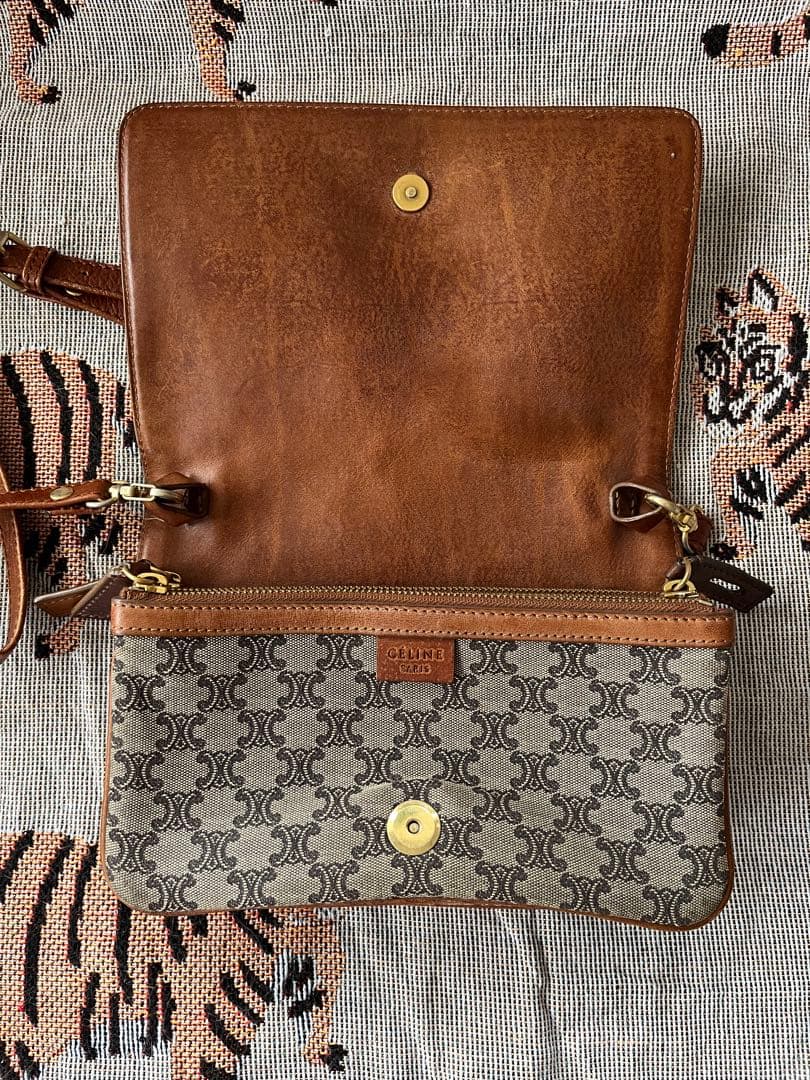 オールドセリーヌ　トリオンフショルダーバッグ