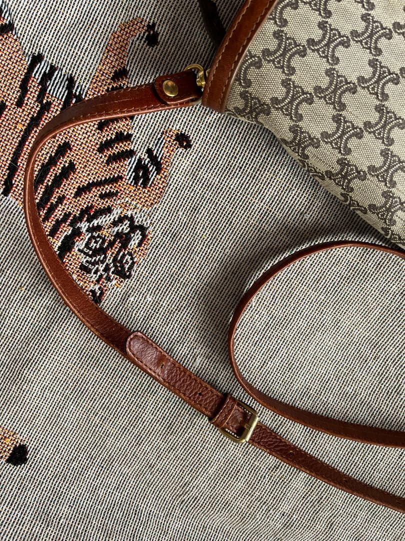 オールドセリーヌ　トリオンフショルダーバッグ