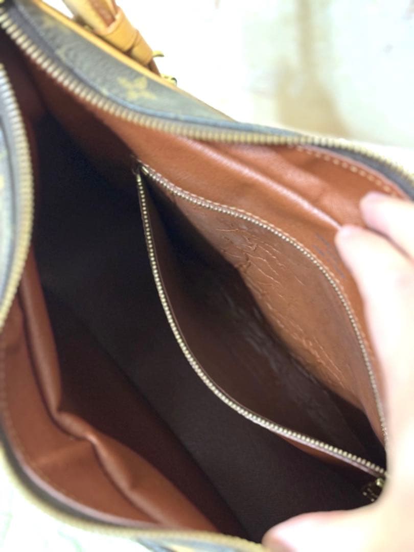 LOUIS VUITTON ショルダーバッグ ブローニュ