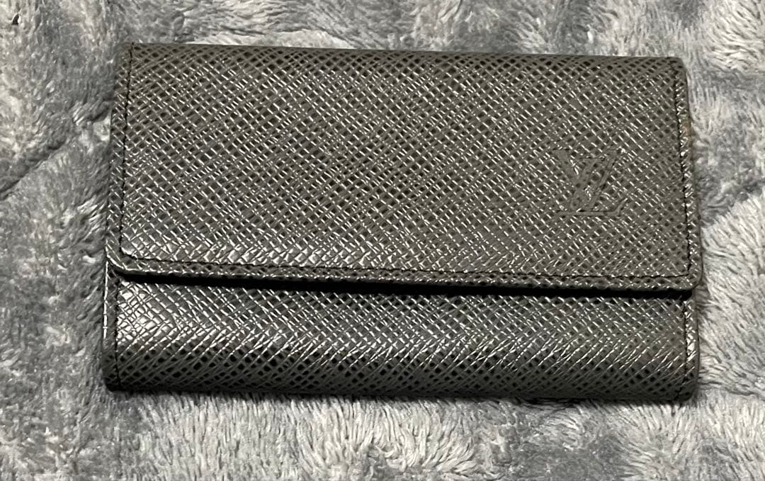 ゴ*い様 ルイヴィトン LOUIS VUITTON キーケース ブラック 6連キ