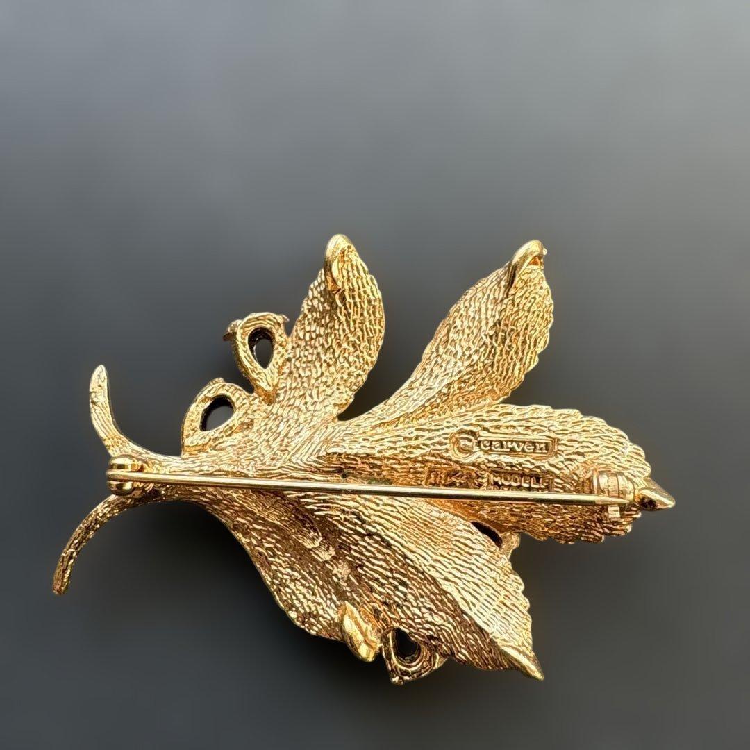 Carven モデール・デローズ ブローチ
