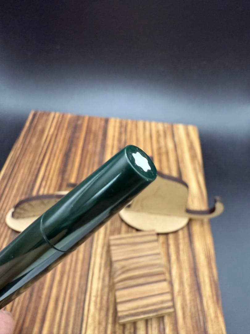 MONTBLANC 万年筆　NO.22 グリーン 14C