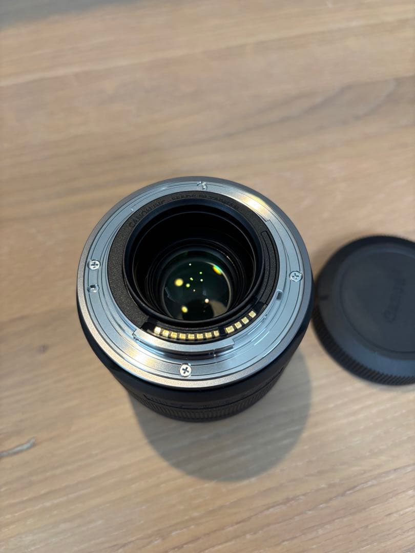 Canon RF35mm F1.8 マクロ IS STM
