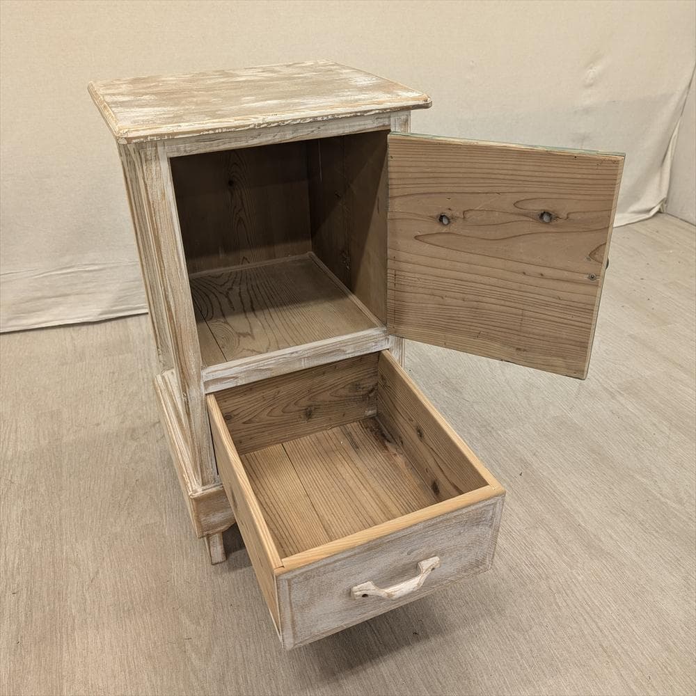 展示品　木製　シャビー　ハンドメイド　キャビネット　収納棚　食器棚　花台　電話台