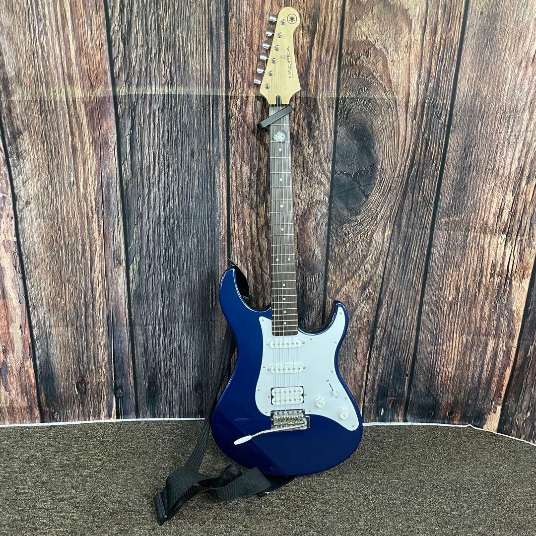 YAMAHA PACIFICA 012 ヤマハ エレキギター パシフィカ　青