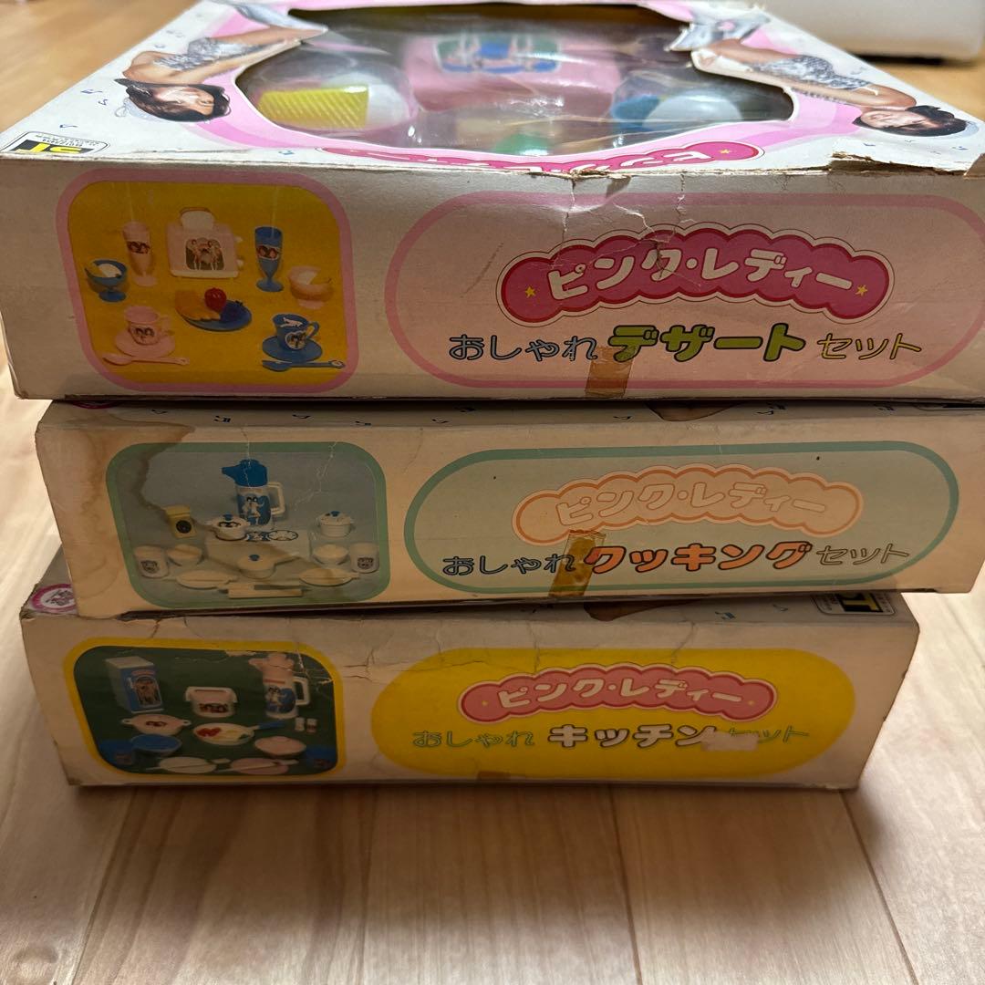 ピンク・レディー　おしゃれキッチン　おしゃれクッキング　おしゃれデザートセット