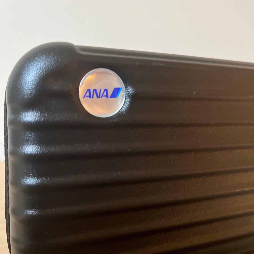ANA 国際線ファースト リモワRIMOWA アメニティポーチ 黒