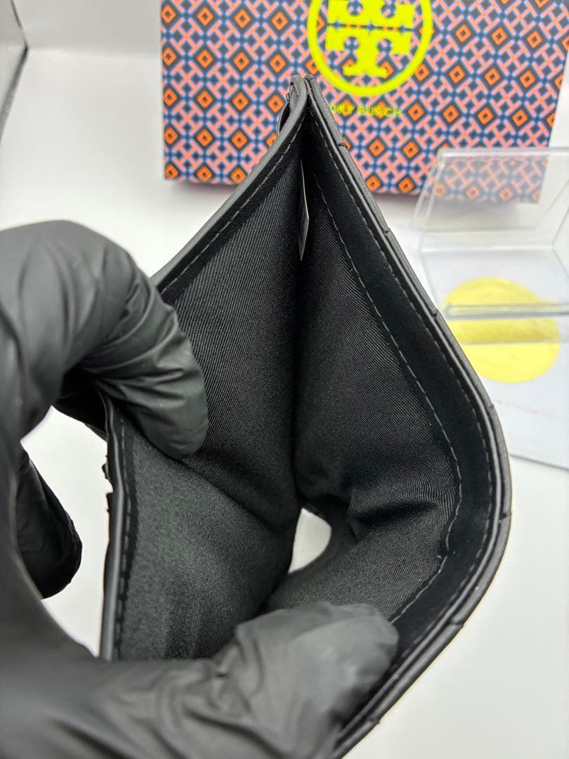 トリーバーチ 未使用品 二つ折り財布 キラ ミディアム 56607 正規品