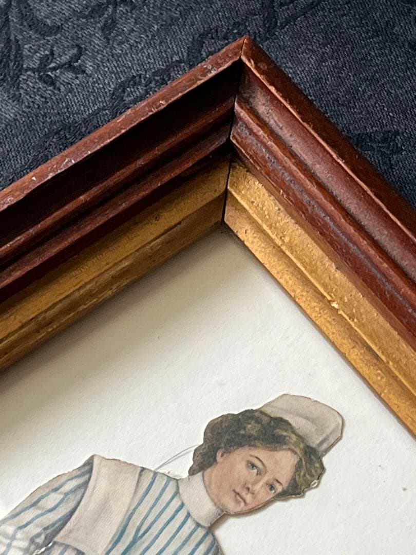 アンティークヴィクトリアンガラスフレーム壁掛け額装飾ペーパードール紙もの