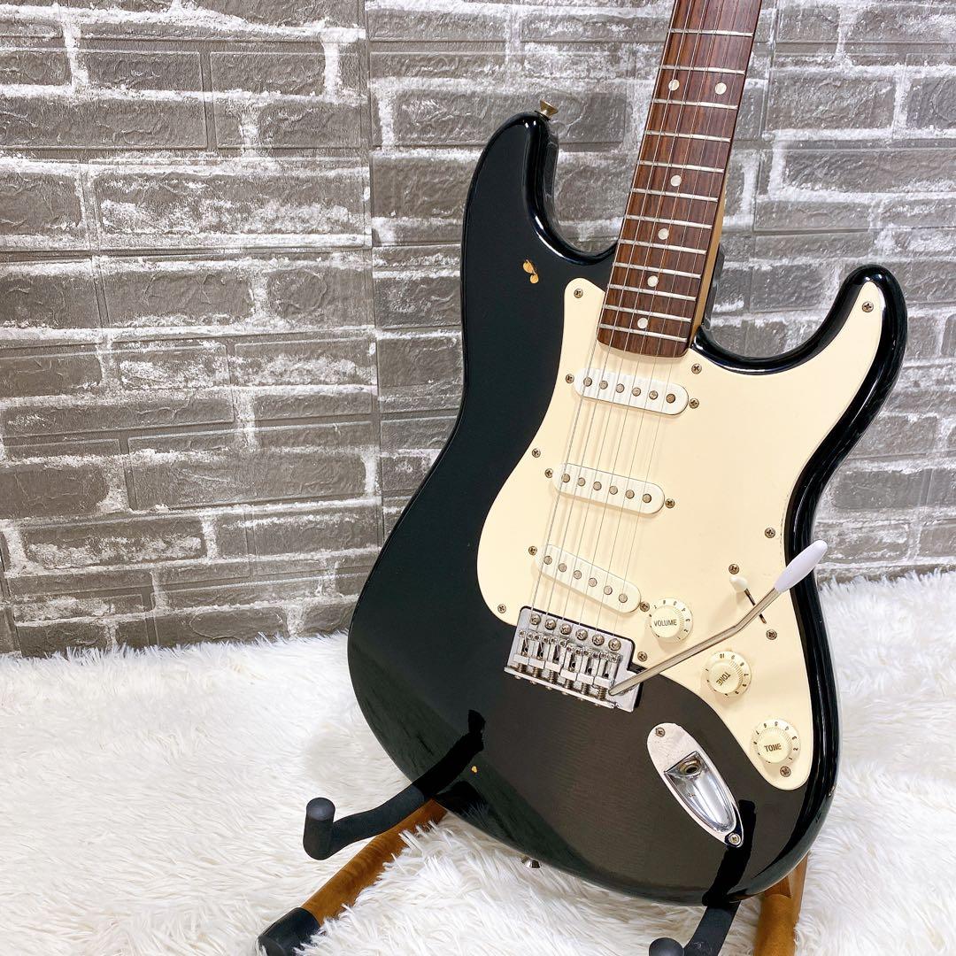 Squier STRAT by Fender Affinity ストラト
