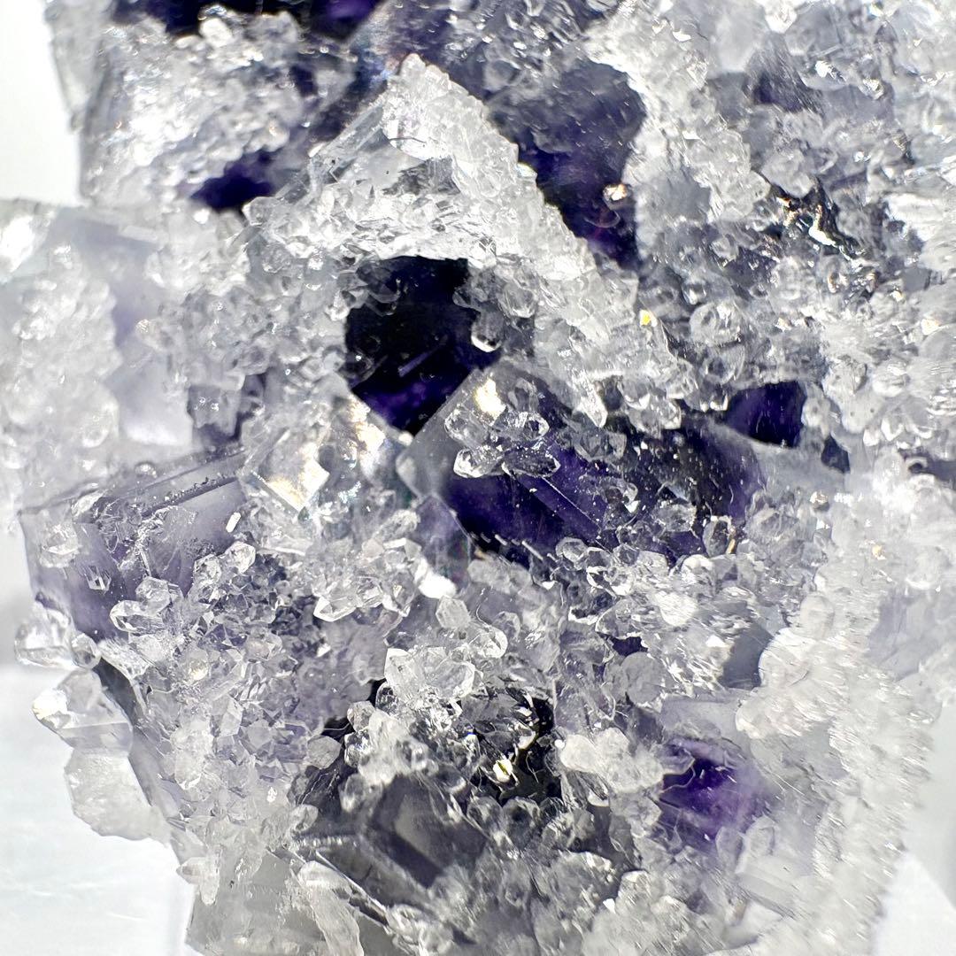 560 中国湖南省 Manaoshan Mine産 フローライト