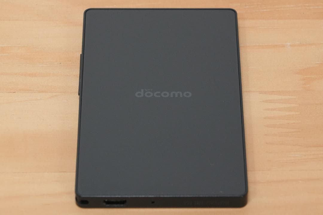 DOCOMO　ドコモ カードケータイ KY-01L