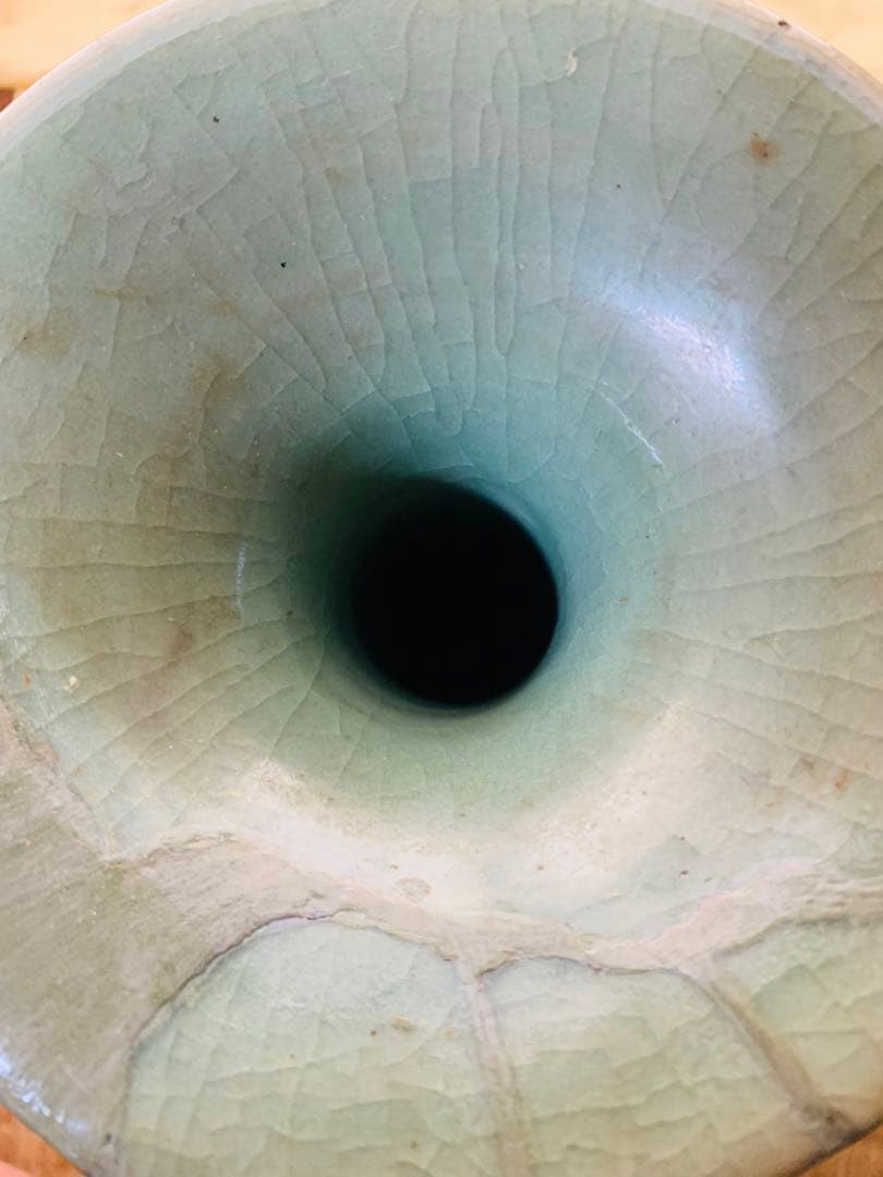 中国元時代(明時代初期)青磁花瓶