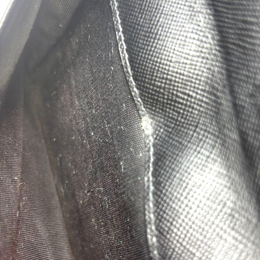 美品　PRADA プラダ ナイロン ポーチ 三角ロゴ ブラック クラッチバッグ