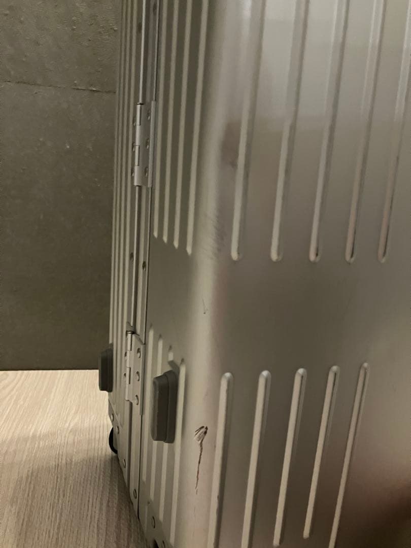 【最終価格】イノベーター　スーツケース　アルミ　70L　INV5811