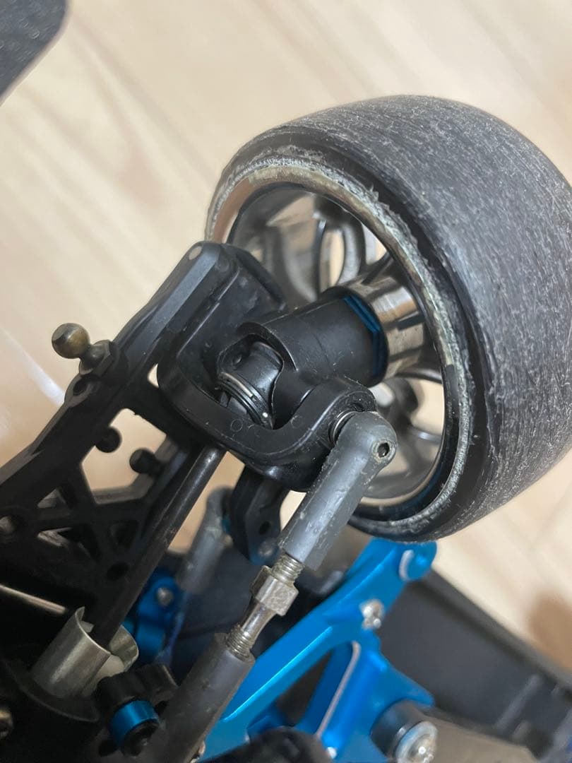 Tamiya TB04 シャーシ新品