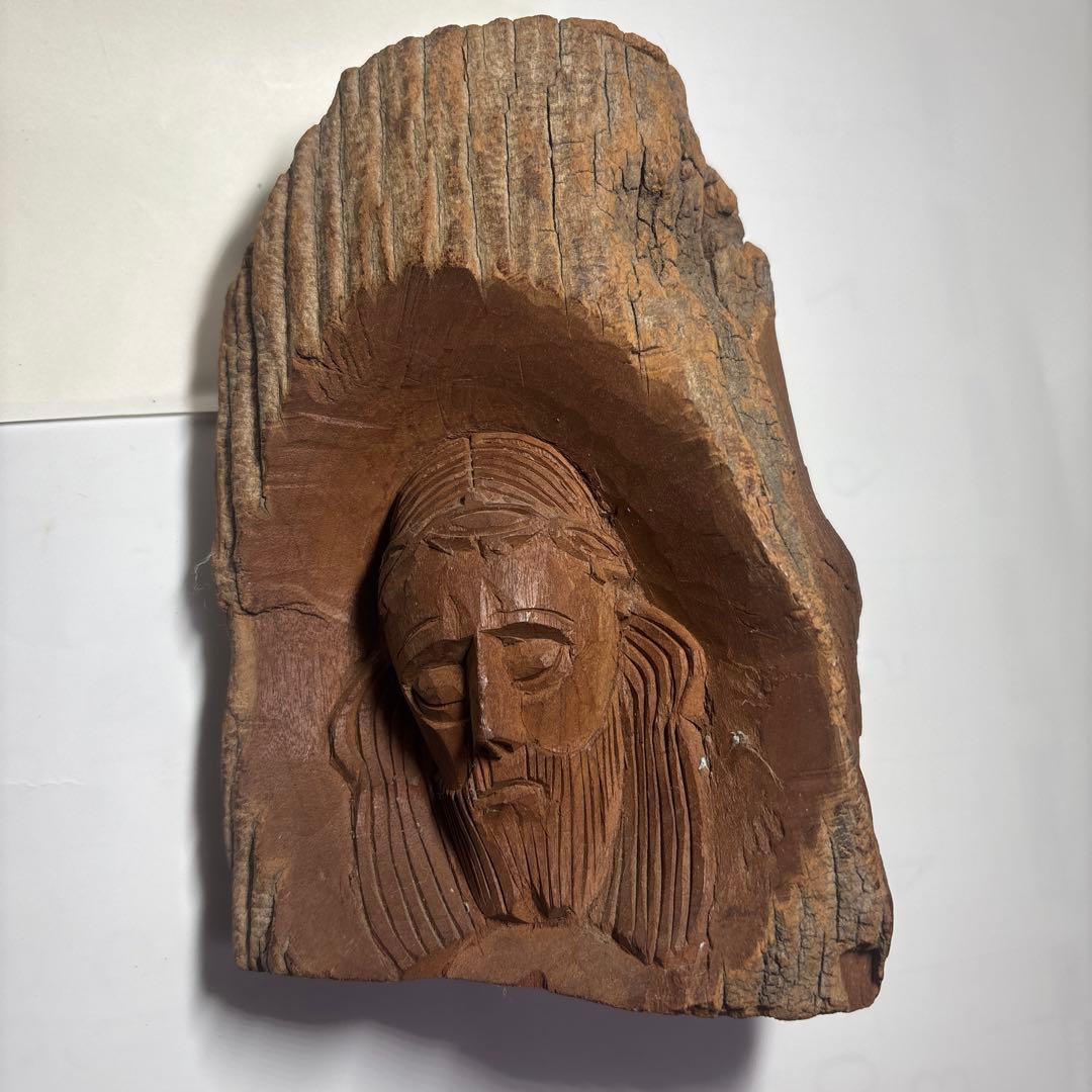キリスト木像　ブラジル　流木て製作された木像彫刻