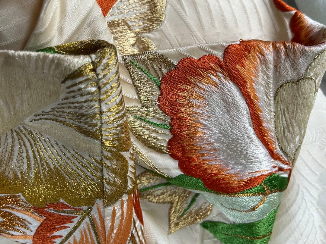 豪華絢爛　アンティーク振袖　昭和レトロ　刺繍　孔雀　鳳凰　鶴織　牡丹　エクリュ