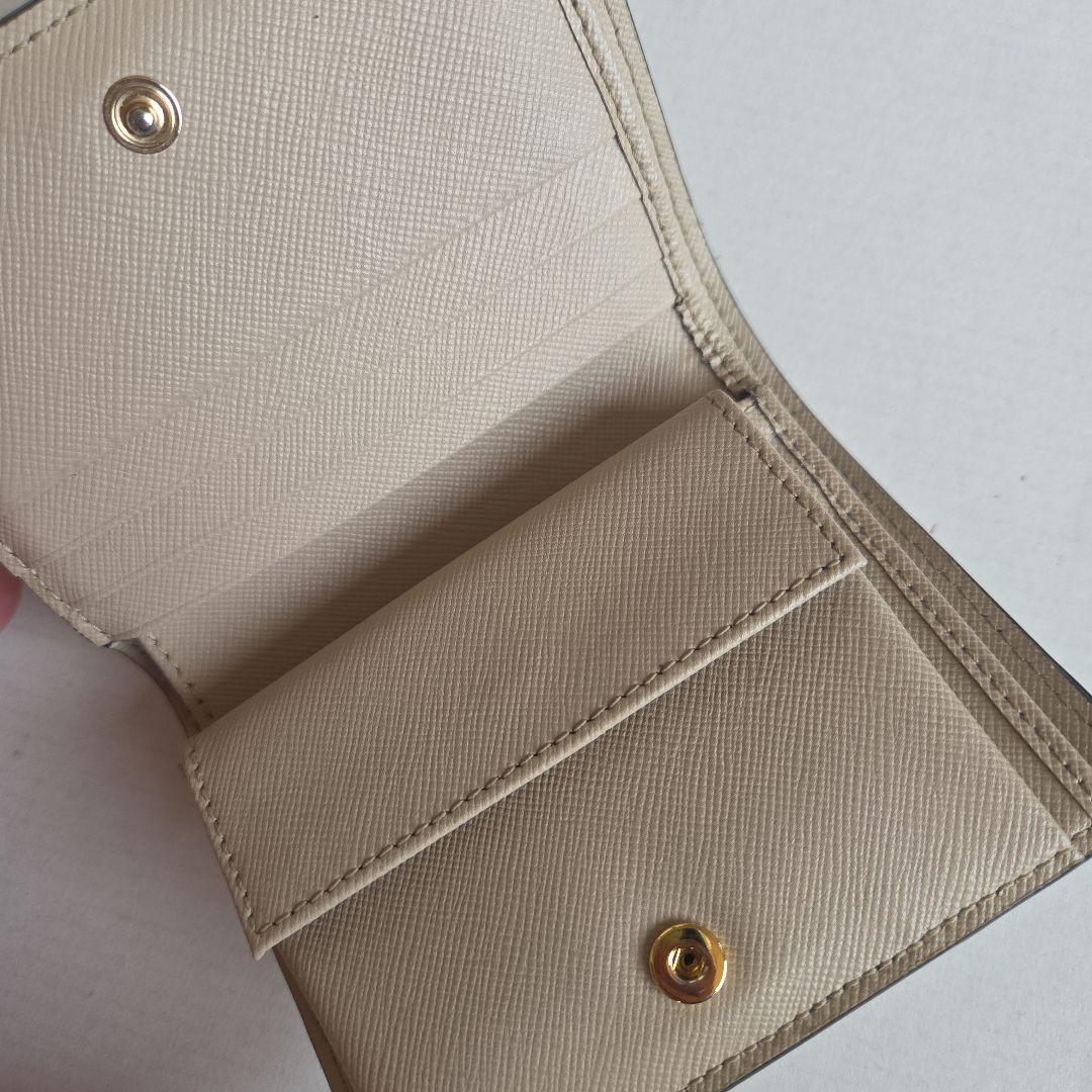 あ*様 マルニ　MARNI　財布　二つ折り