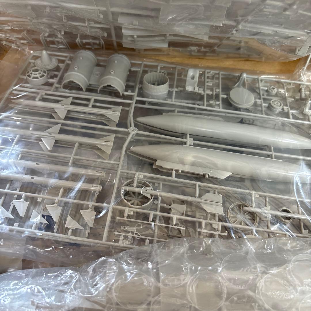 プラモデル飛行機1:32 SCALE マクダネルF-4 CID ファントムI