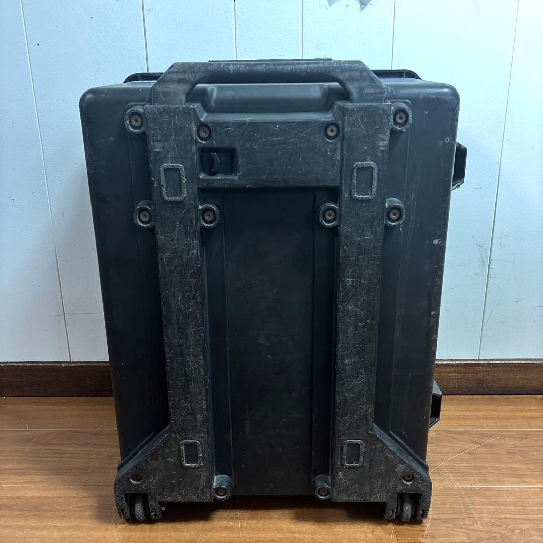 米軍放出品　PELICAN STORM CASE IM2750 ペリカンケース