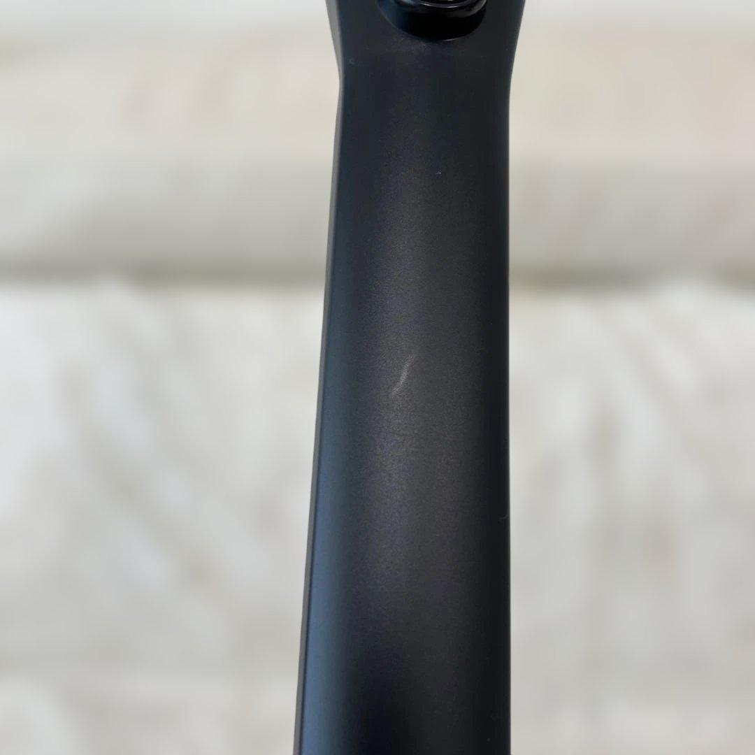 【美品】SharkNinja 充電式ハンディークリーナー