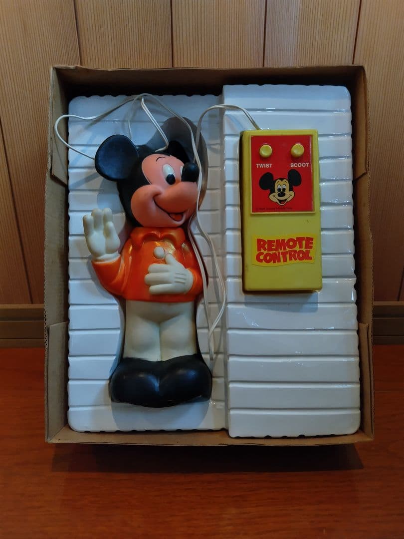 ディズニー ミッキーマウス おもちゃ