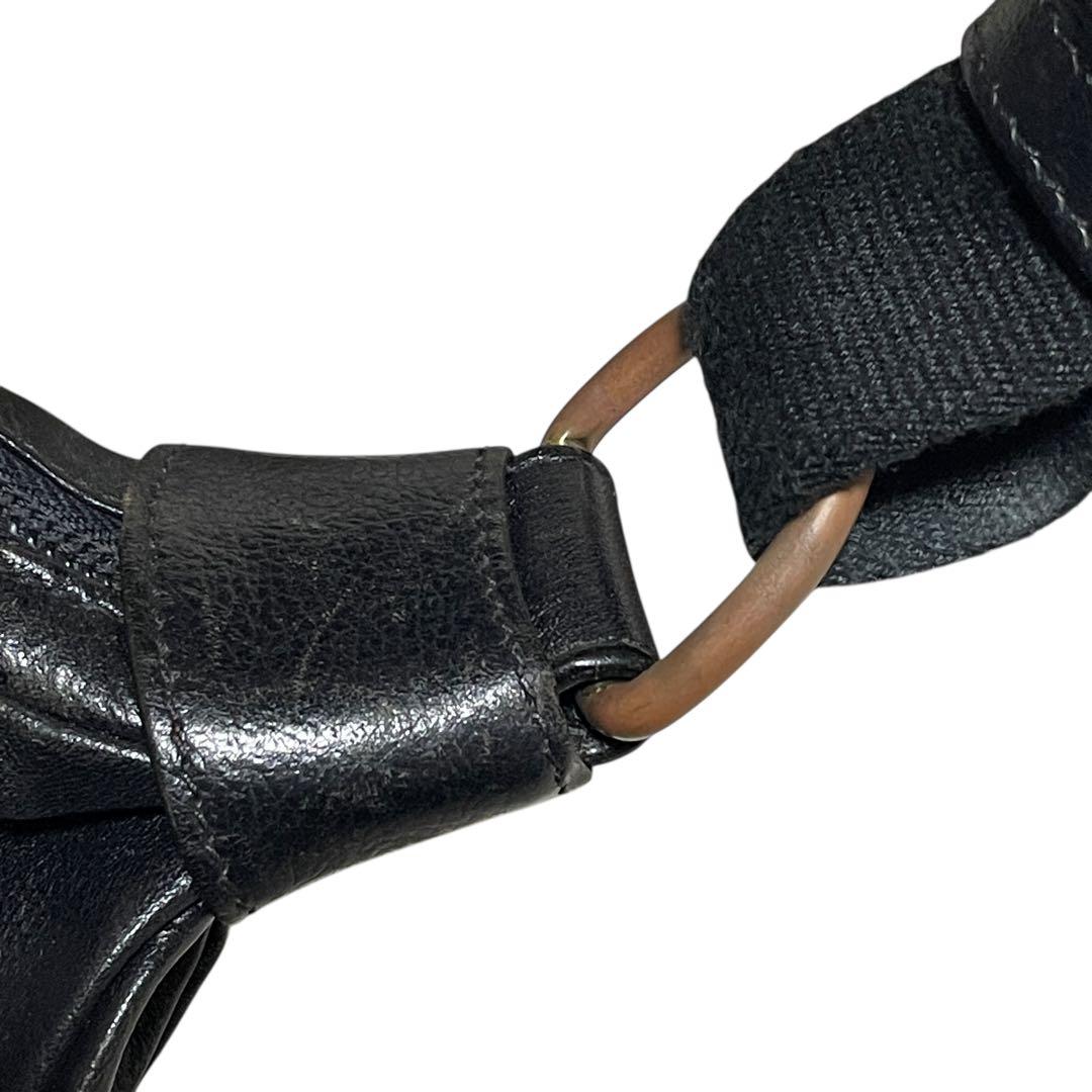 イルビゾンテ 定価7.2万 ショルダーバッグ ボディバッグ ハーフムーン レザー