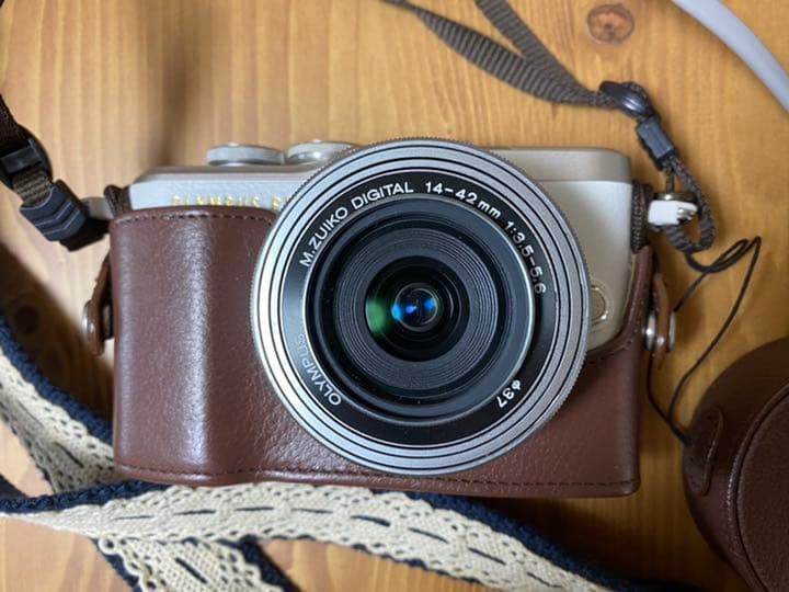 デジタルカメラ OLYMPUS E-pl9