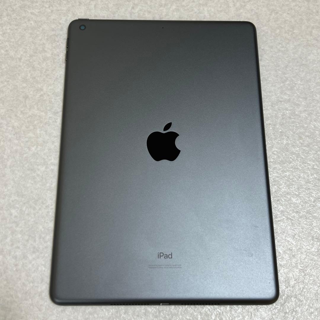 【美品】iPad 第7世代 32GB Wi-Fi SmartKeyboard