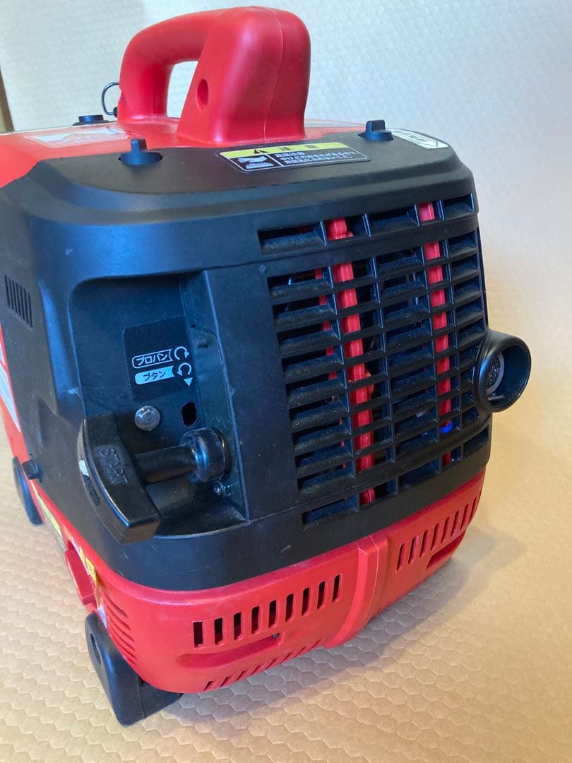 【中古品】マキタ沼津ガス発電機ラビット RGi5カセットガス,プロパンガス兼用