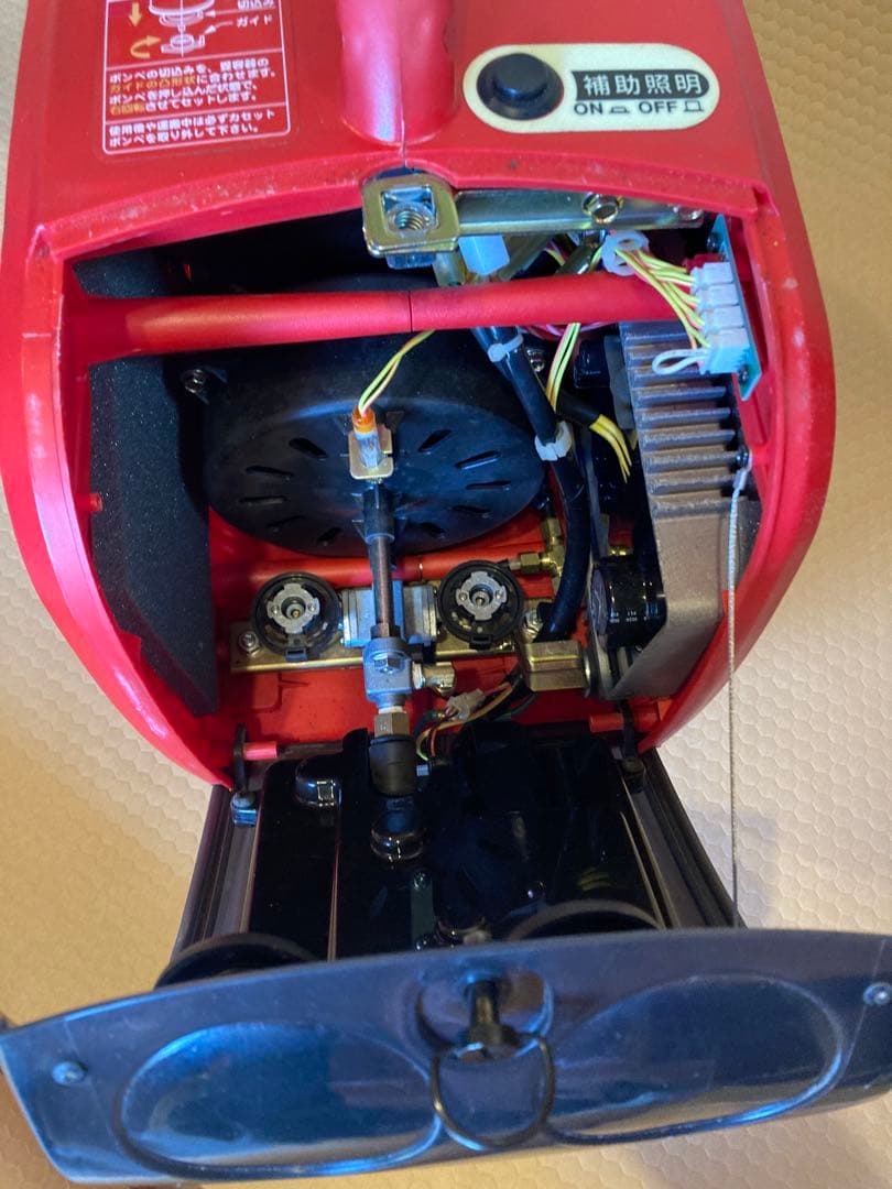 【中古品】マキタ沼津ガス発電機ラビット RGi5カセットガス,プロパンガス兼用