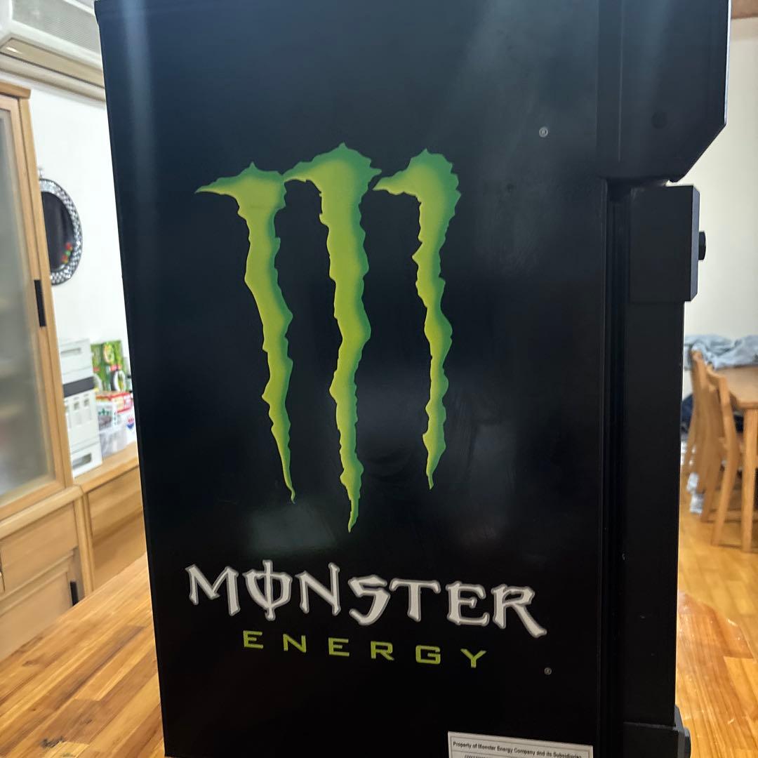 モンスター冷蔵庫　Monster energy